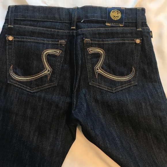 *NWOT Rock & Republic  boot cut dark washed  jeans . Size 28 - Picture 6 of 14